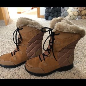 Size 8 (W) Columbia Ice Maiden Snow Boots Great Condition Tan Waterproof